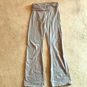 Grey yoga pants